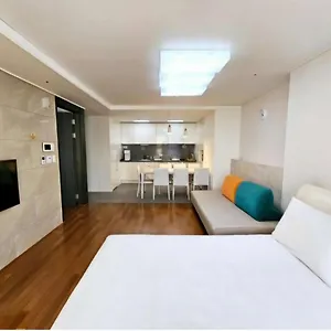 Apartment Ciel De, Busan