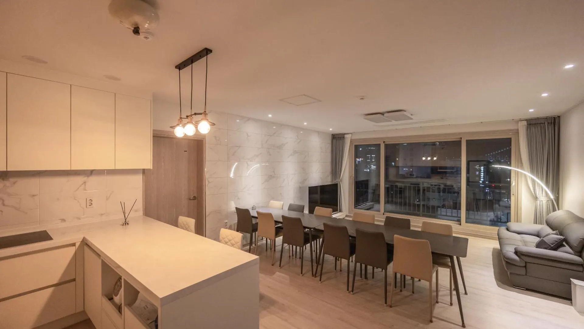 Apartment Stay Dear Moon Busan South Korea
