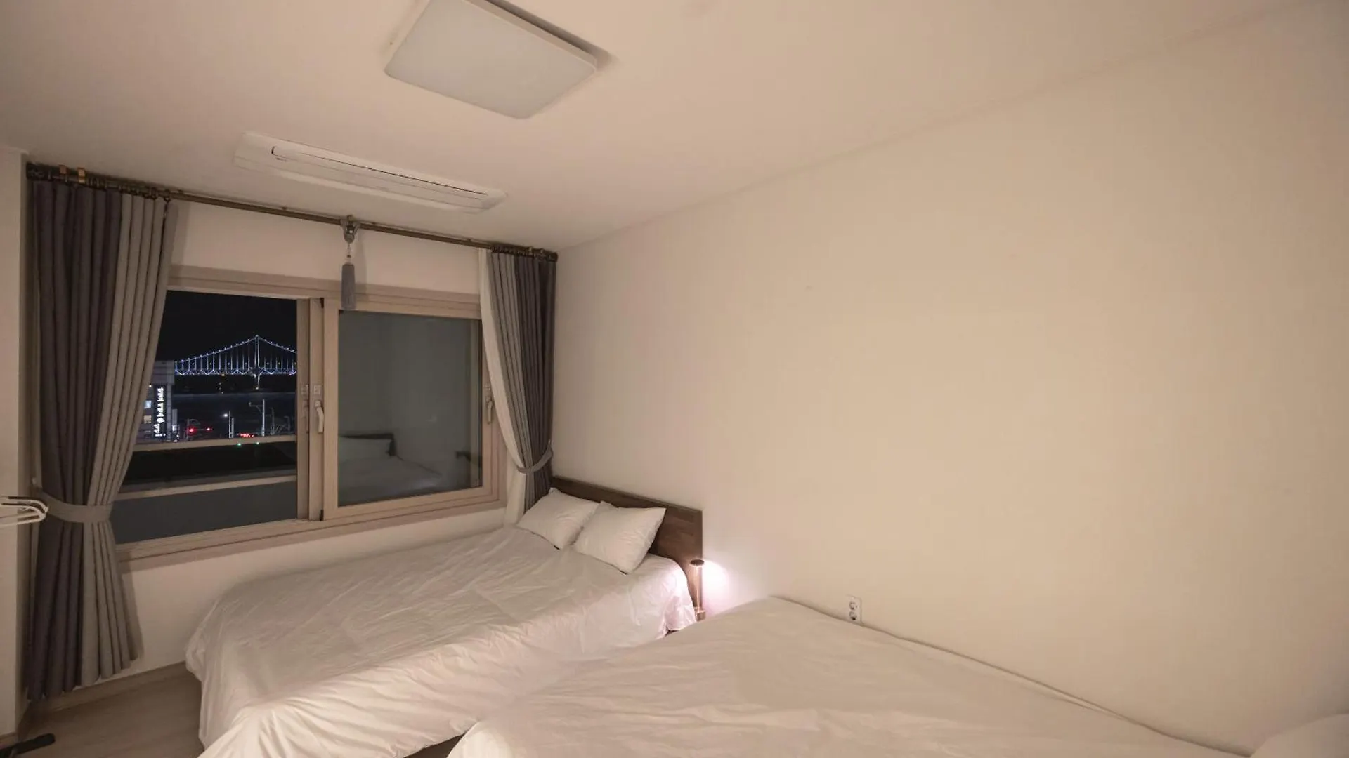 Stay Dear Moon Busan